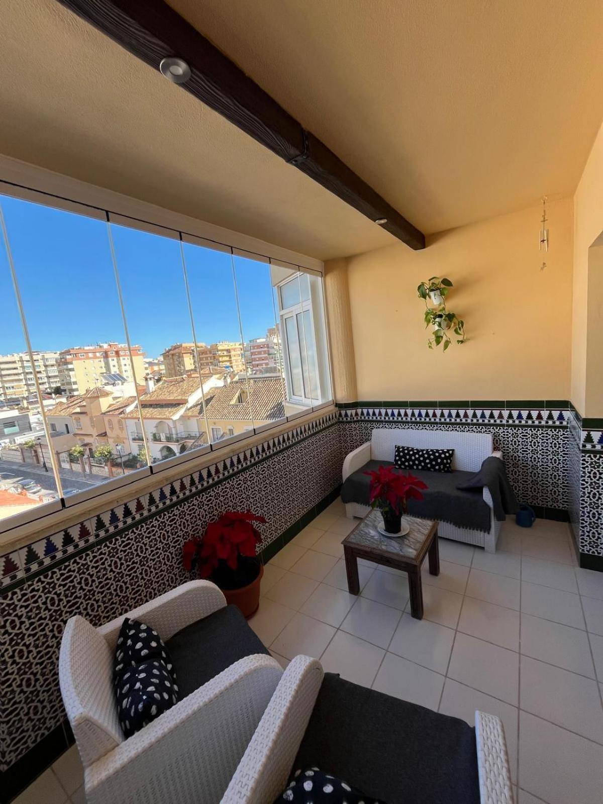 Santa Julia 3 Dormitorios, Nuevo, Moderno Фуэнхирола Экстерьер фото